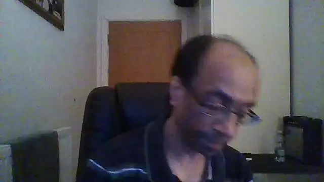 Snapshot of rauncher1 chatting on February 18, 9:31 pm rauncher1 online show from February 18, 9:31 pm