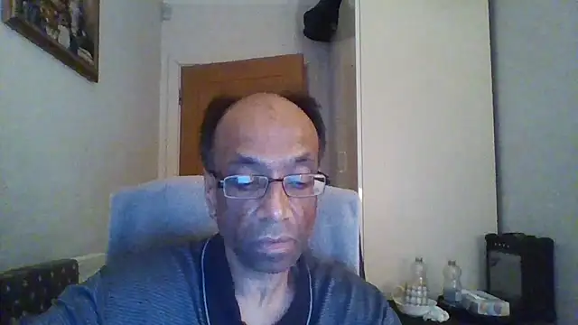 Snapshot of rauncher1 chatting on September 26, 11:46 pm rauncher1 online show from September 26, 11:46 pm