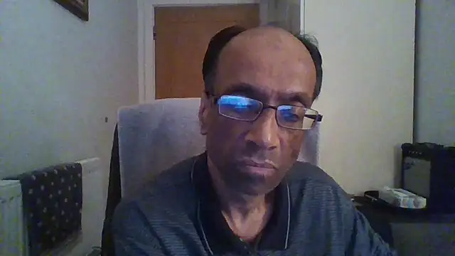 Snapshot of rauncher1 chatting on October 30, 11:39 pm rauncher1 online show from October 30, 11:39 pm