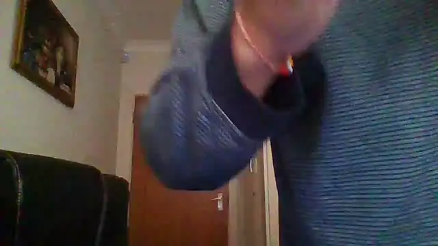 Snapshot of rauncher1 chatting on February 14, 10:07 am rauncher1 online show from February 14, 10:07 am