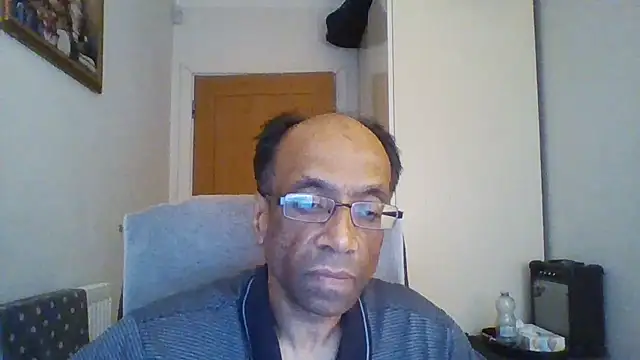 Snapshot of rauncher1 chatting on October 22, 9:02 am rauncher1 online show from October 22, 9:02 am