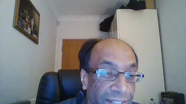 Snapshot of rauncher1 chatting on January 7, 9:54 am rauncher1 online show from January 7, 9:54 am