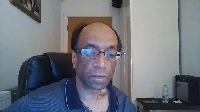 Snapshot of rauncher1 chatting on January 14, 9:24 am rauncher1 online show from January 14, 9:24 am