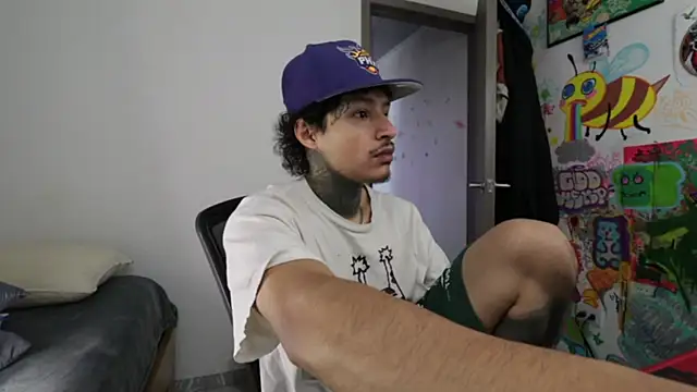 trieone online show from September 11, 2:16 pm