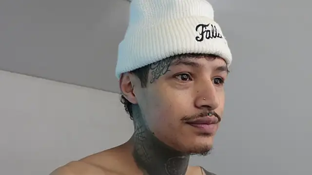 trieone online show from January 30, 2:15 pm