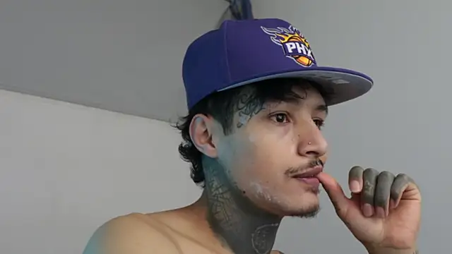 trieone online show from January 31, 5:51 am