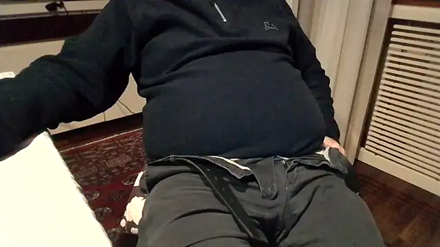 polloiw online show from March 24, 10:02 pm