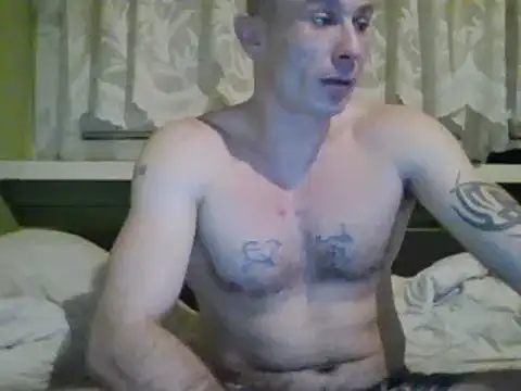 chceciedalsiebie online show from December 21, 6:34 pm