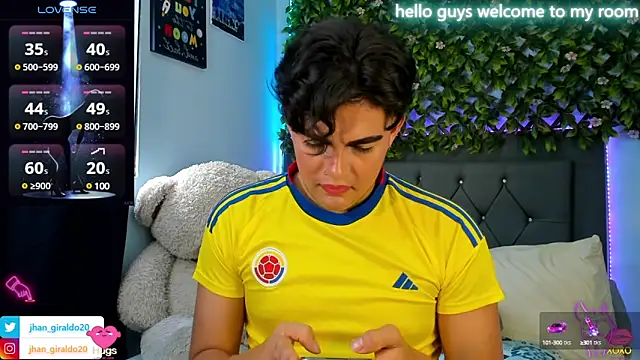 kamii 22 online show from December 16, 8:05 pm