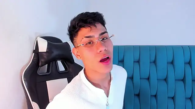 AlanNaughty online show from February 10, 8:42 pm