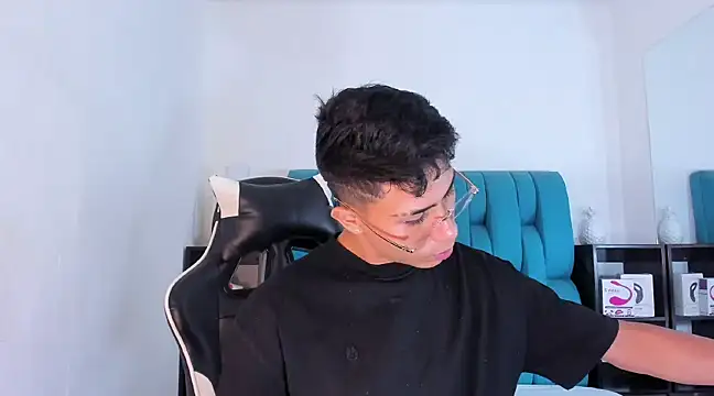 AlanNaughty online show from March 13, 10:32 pm