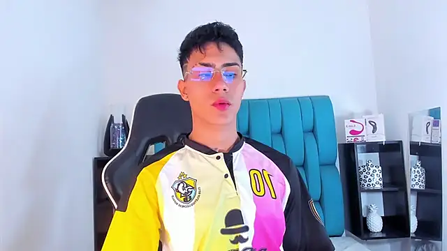 AlanNaughty online show from January 29, 8:46 pm