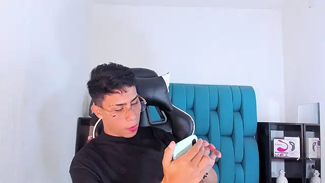 AlanNaughty online show from February 19, 10:09 pm