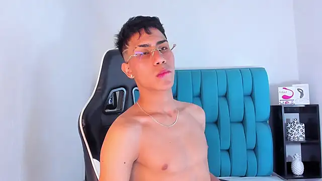 AlanNaughty online show from January 26, 9:07 pm