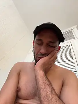 papitog online show from April 15, 10:37 am