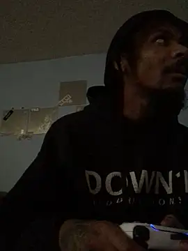 iAmNukka187 online show from December 25, 8:18 am