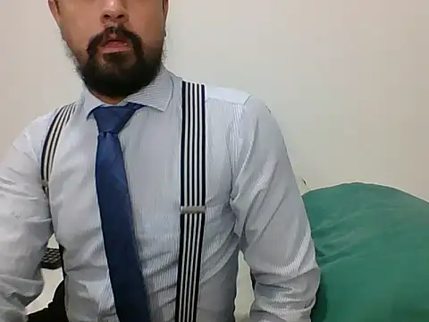 TRIISTAN KING10 online show from January 17, 7:31 pm