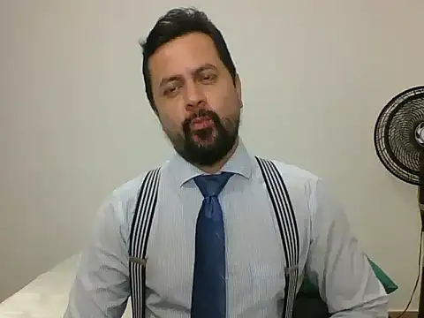 TRIISTAN KING10 online show from December 5, 7:40 pm