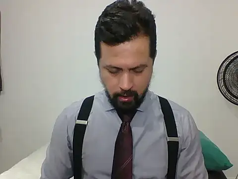 TRIISTAN KING10 online show from December 6, 3:11 pm