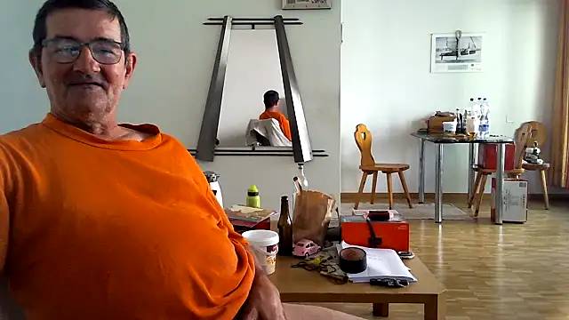 silvio-aus-luzern-CH online show from July 10, 8:51 am