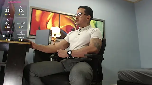 randyluke online show from February 9, 7:40 pm