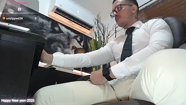 randyluke online show from February 6, 8:34 pm