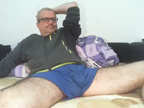 greeneyeshot12 online show from November 22, 6:35 am