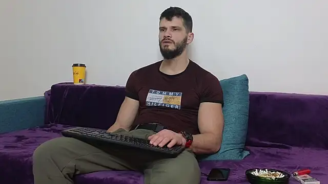 MauroTwin online show from February 18, 7:21 pm