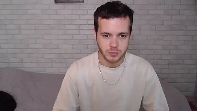 Alexxx horny online show from October 4, 8:52 am