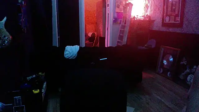 hollywood808 online show from October 31, 9:01 am