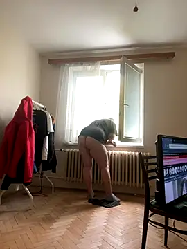 Czechyoungboy online show from October 10, 11:26 am