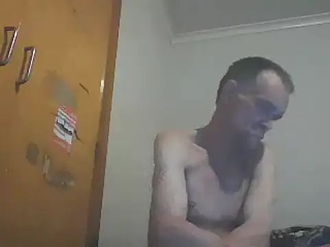 Snapshot of TooFknHorny1 chatting on January 9, 9:27 am TooFknHorny1 online show from January 9, 9:27 am