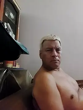 Snapshot of gayphotograper chatting on September 8, 9:25 pm gayphotograper online show from September 8, 9:25 pm