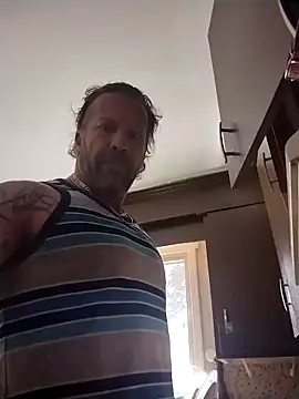 trucker1979 online show from March 13, 3:19 pm