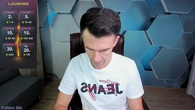 SteveTiger online show from November 19, 12:49 pm