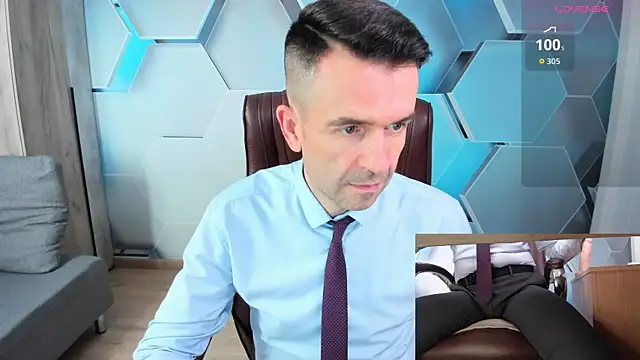 SteveTiger online show from March 6, 12:46 pm