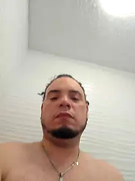 latinoflpr online show from December 1, 5:54 am