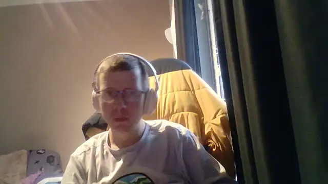 David250692 online show from February 12, 1:28 pm