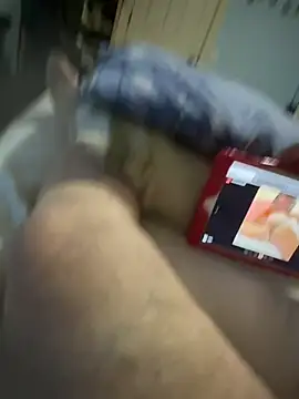 iloveauntts69 online show from April 25, 11:35 pm