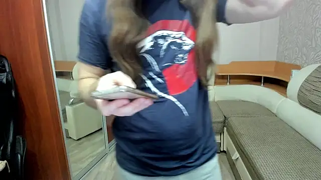 Marrymepls online show from March 24, 3:50 pm