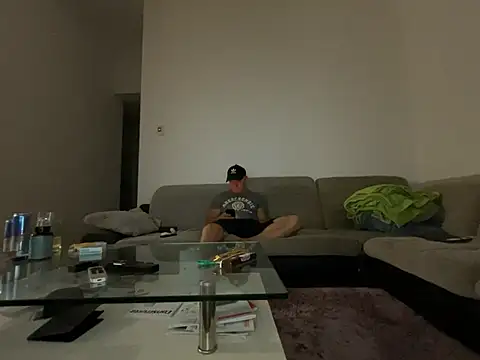 SteffenOhv online show from March 25, 10:36 pm