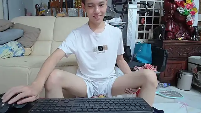 andrewooi online show from January 4, 6:30 pm