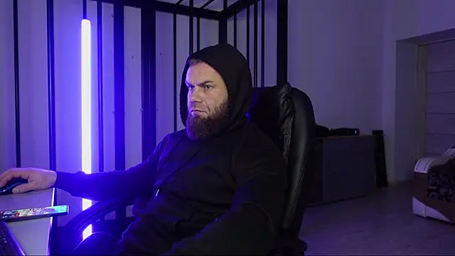 Tommy Burnz online show from February 11, 3:29 am