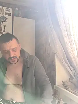 Snapshot of DanielOhCool chatting on March 15, 8:26 am DanielOhCool online show from March 15, 8:26 am