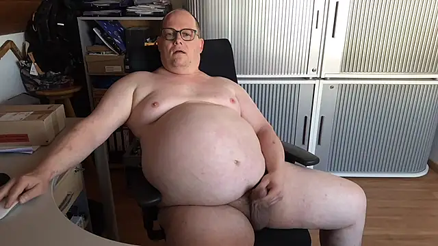 Snapshot of Mark50bw chatting on October 29, 8:50 am Mark50bw online show from October 29, 8:50 am