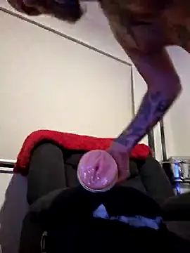 PhoenixDesirexh online show from December 30, 2:30 pm