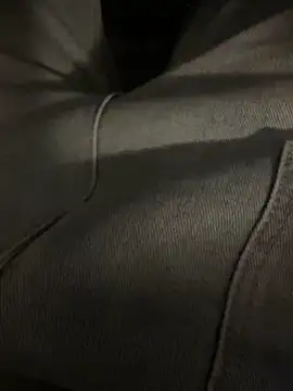 Snapshot of JohnnyBigShot chatting on September 11, 4:33 am JohnnyBigShot online show from September 11, 4:33 am