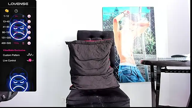 Snapshot of Luke_westx chatting on October 1, 2:32 pm Luke westx online show from October 1, 2:32 pm