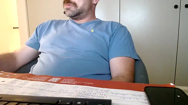 mrbigballs online show from June 3, 8:25 pm