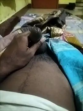 Snapshot of naxus@xh chatting on October 8, 7:51 pm naxusxh online show from October 8, 7:51 pm